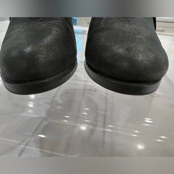 Vince CAMUTO Harlin cowboy fringe black booties size 7.5 - Picture 5 of 12